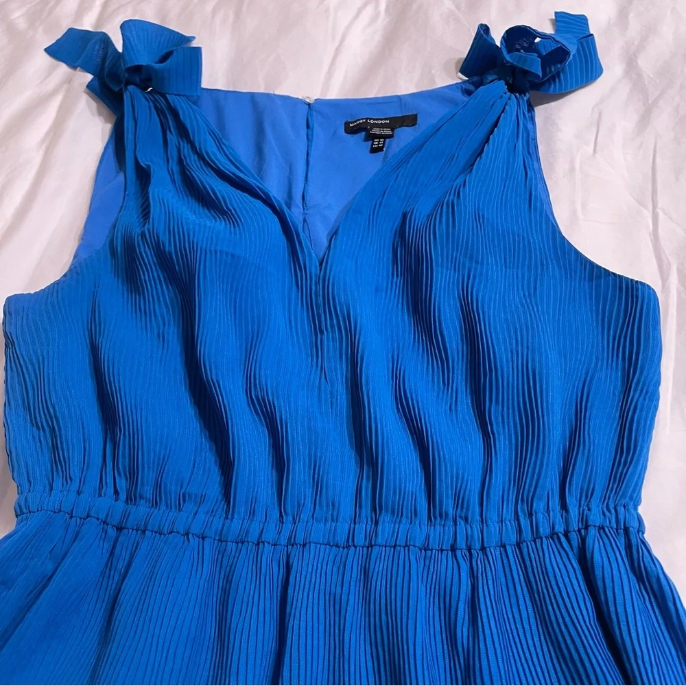 Maggy London chic vibrant